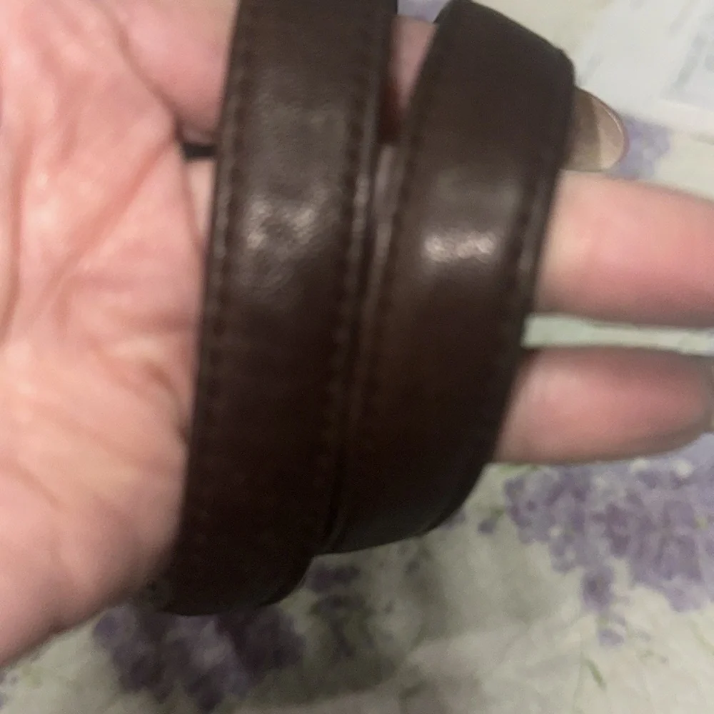 Elegant Brown Leather unisex Bag (NWOT )